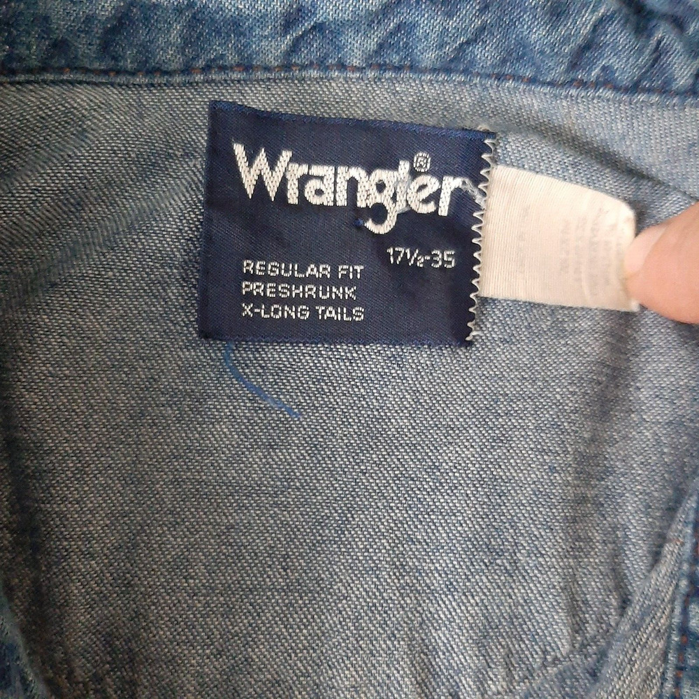 VTG Wrangler Denim Pearl Snap Western Shirt XL X-Long Tails 17 1/2 35 USA 90s - Picture 10 of 11